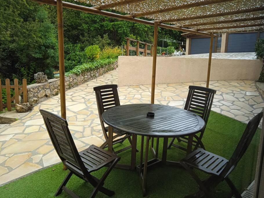 Appartement Neuf Et Independant Dans Rez-De-Villa فالوريس المظهر الخارجي الصورة